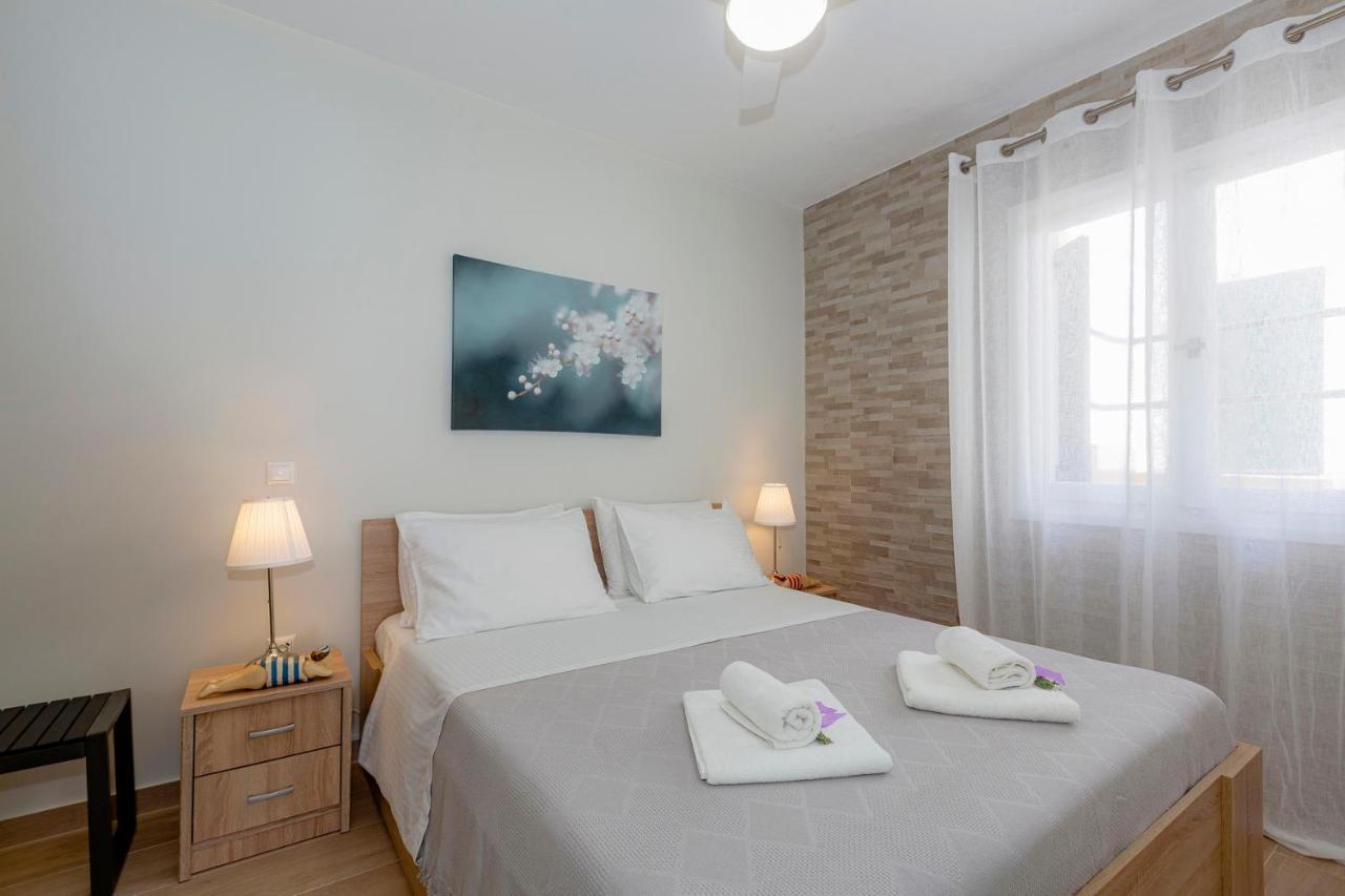 Sofia'S Apart 4U Glyfada  Exteriör bild